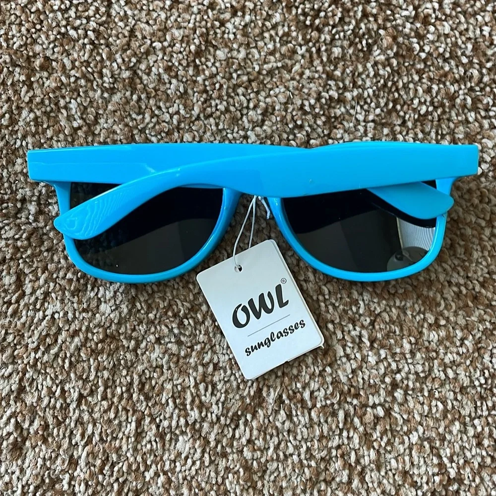 Owl Classic 80’s Dark Lens power blue Sunglasses